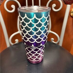 Ombré Mermaid Scale Tumbler - Teal to Purple 30 oz